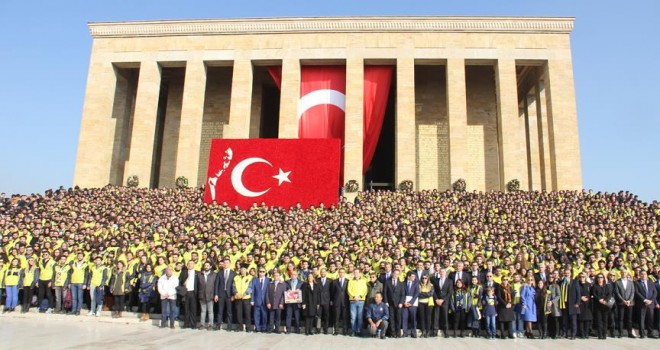 Fenerbahçeliler Anıtkabir'de