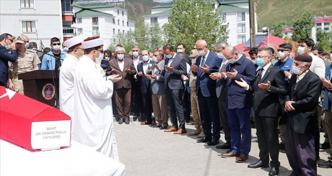 Güvenlik korucusu son yolculuğuna uğurlandı