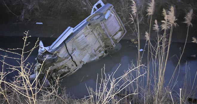 Sulama kanalına düşen araç'ta 1 kişi yaşamını yitirdi