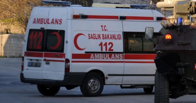 Zırhlı araç devrildi: 1 polis şehit, 5 polis yaralı