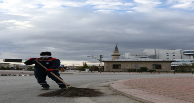 Cadde ve sokaklar boş kaldı