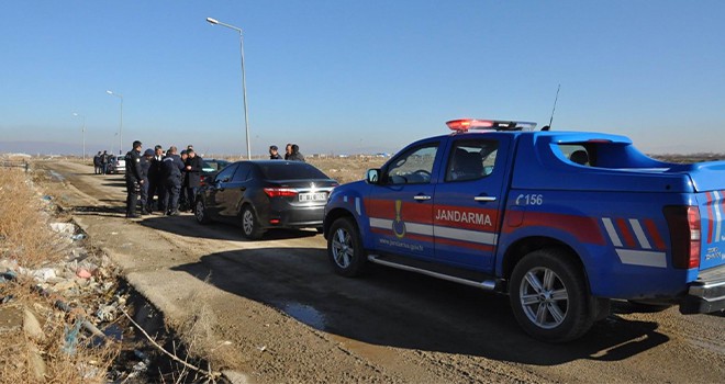 Çöplükte pimi çekilmiş el bombası bulundu