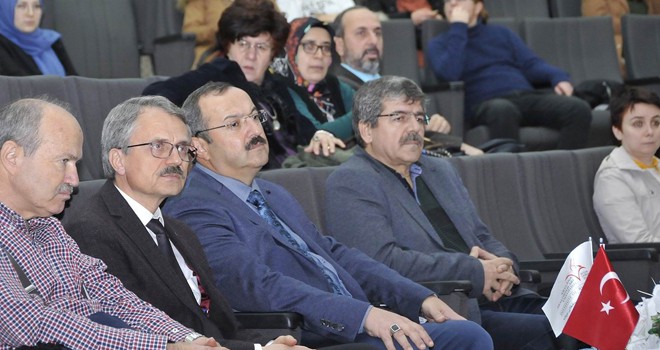 “Sultan Şairler ve Bestekarlar” konferansı yapıldı