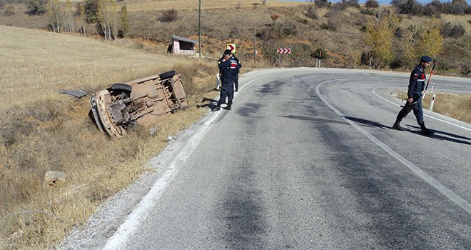 Otomobil şarampole devrildi: 1 yaralı