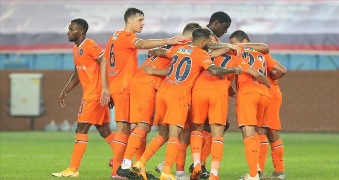 Başakşehir UEFA Şampiyonlar Ligi'nde sahaya çıkıyor