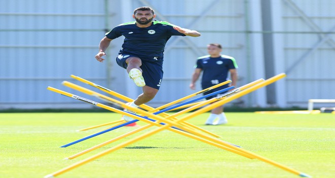 Konyaspor'da Selim Ay ile yollar ayrıldı