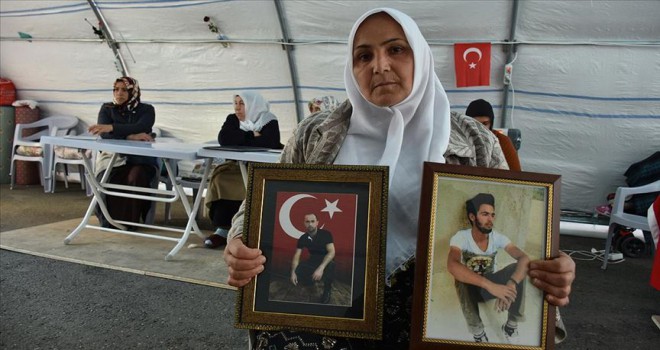 'Türk bayrağı altında doğduk ve öleceğiz