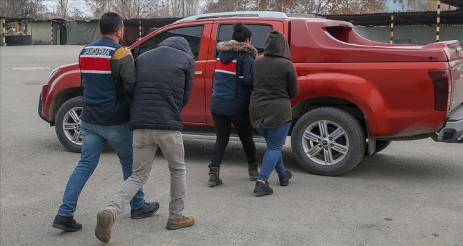 Karayılan ve Bayık'ın korumalığını da yapan 2 terörist yakalandı