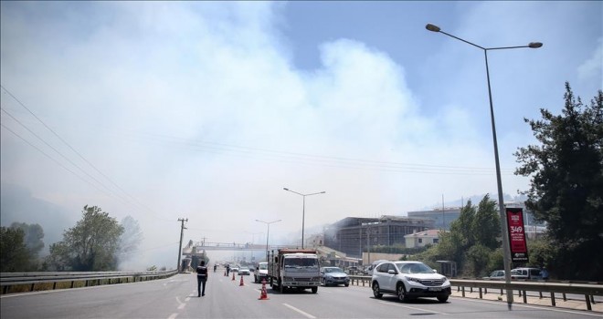 Bursa'daki yangına havadan ve karadan müdahale