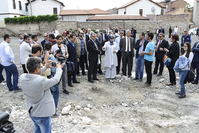 Kesin bilgilere arkeolojik kazıdan sonra ulaşılacak