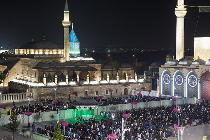 Konya`da ilk teravih namazı