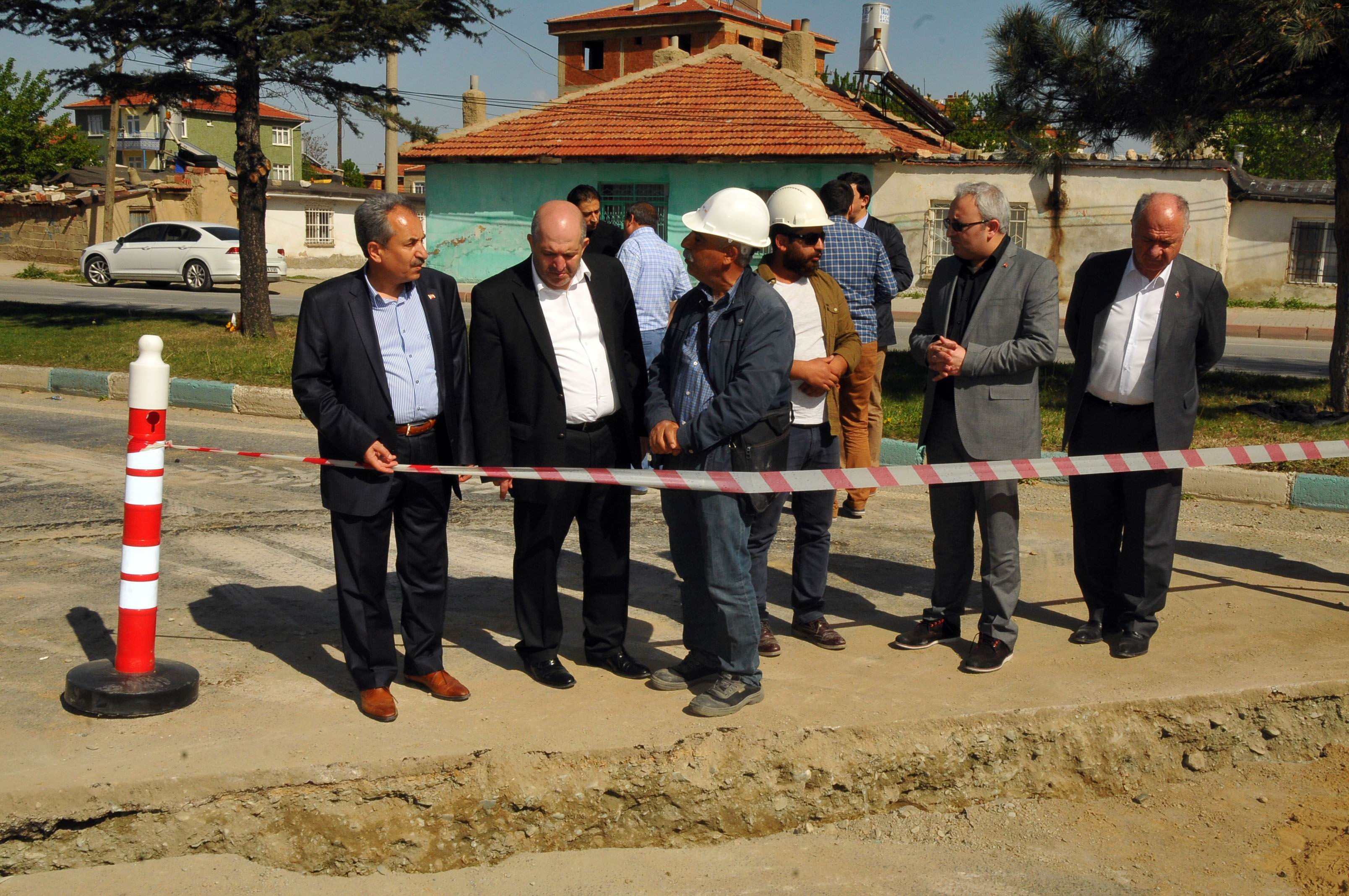 Akşehir’de Doğalgaz Çalışmaları Devam Ediyor