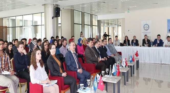 KTO Karatay Üniversitesi Öğrencileri Sektöre Hazırlanıyor