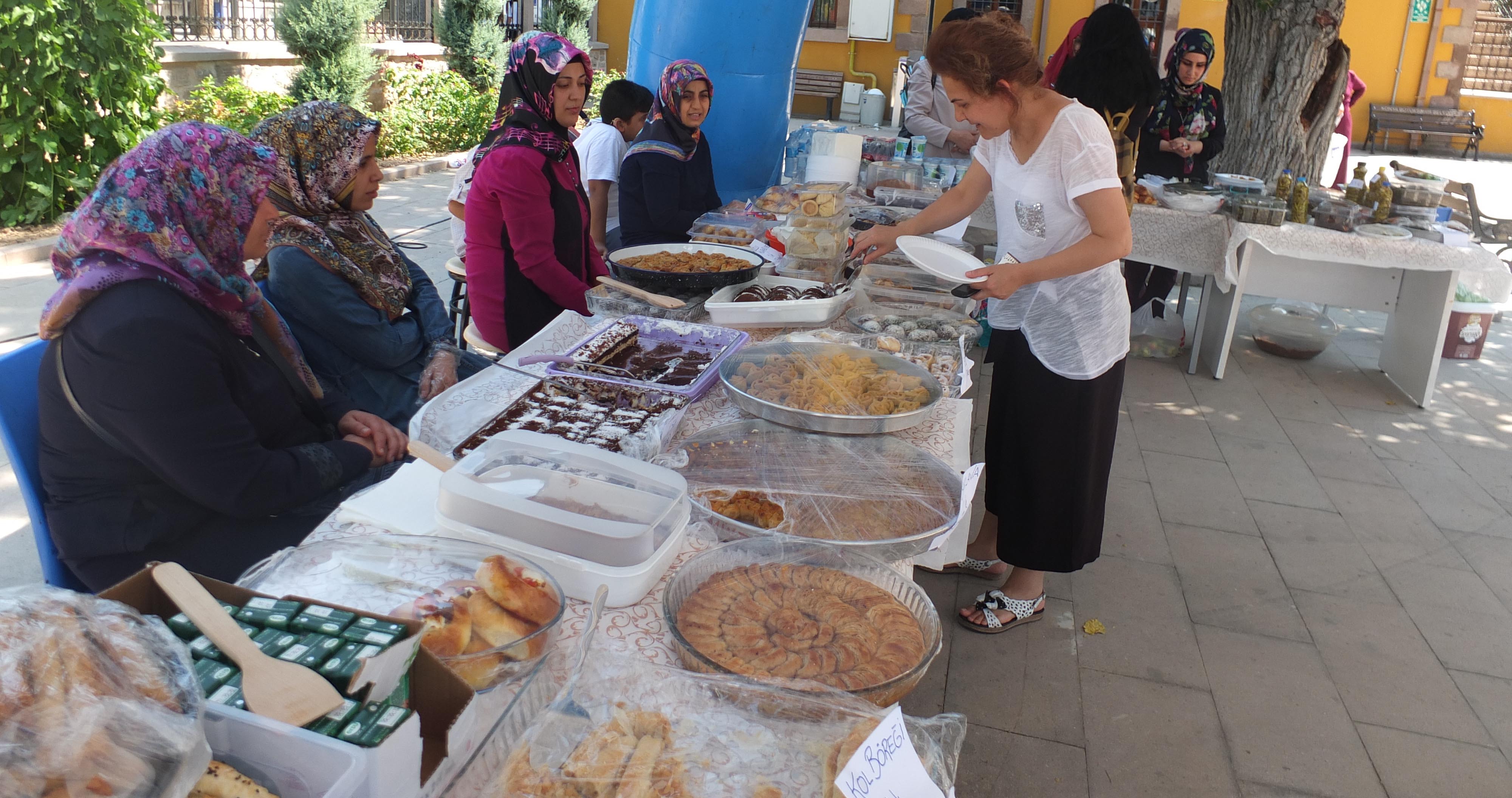 İşitme engellilerden kermes