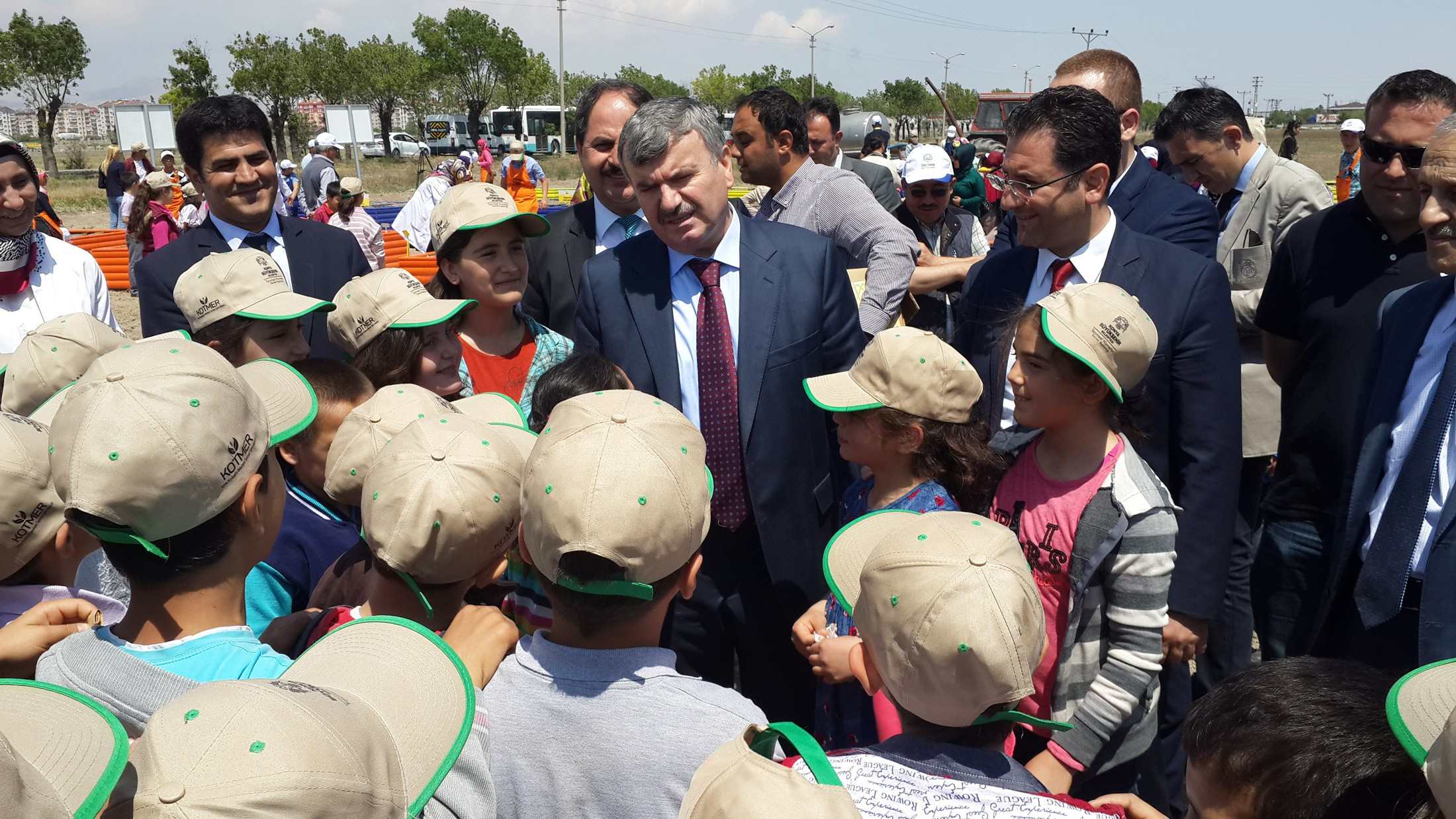 Büyükşehir’den Örnek Tarım Projeleri