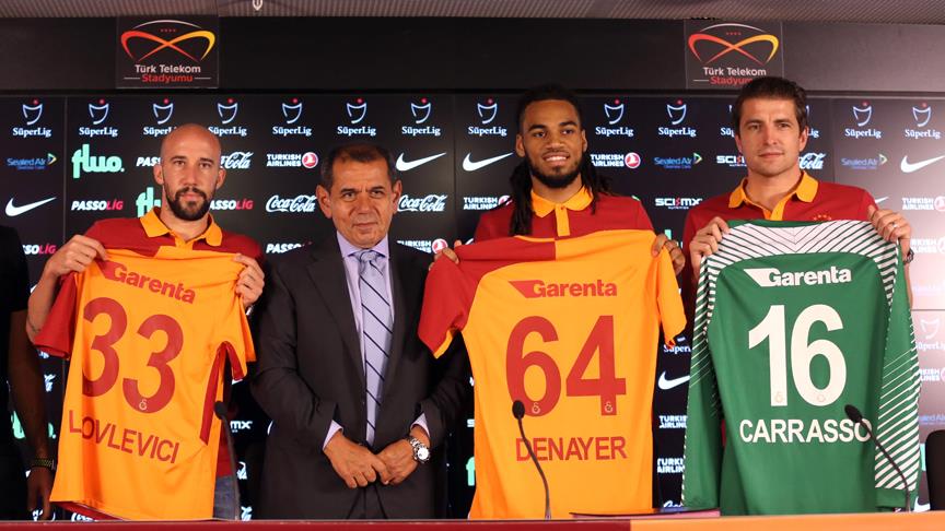 Galatasaray yeni transferlerini tanıttı