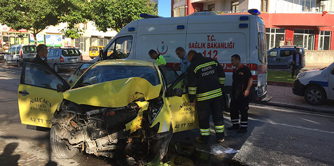 Konya'da trafik kazası: 2 ağır yaralı