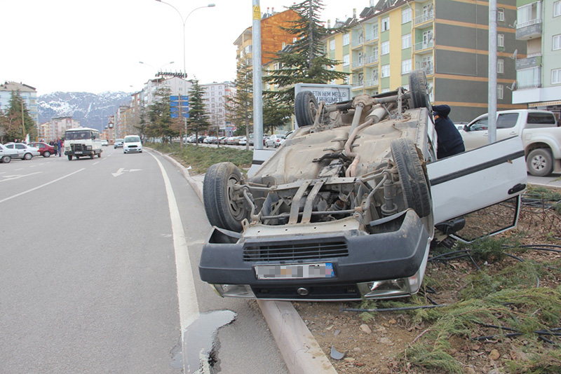 Seydişehir’de trafik kazası: 2 yaralı