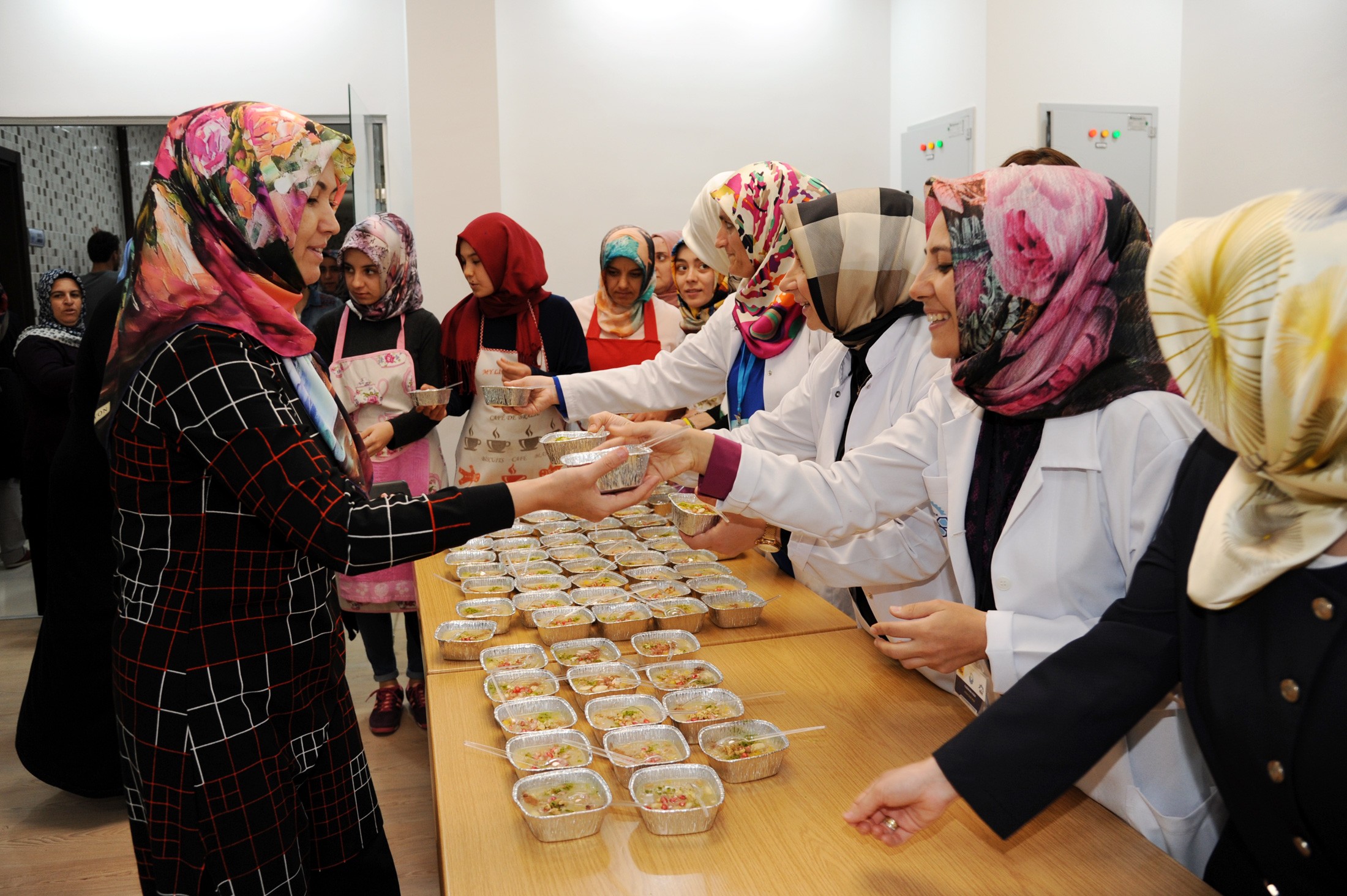 KOMEK’lerde aşure geleneği yaşatılıyor