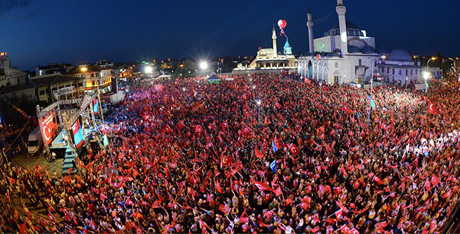 ‘Mevlana meydanında buluşalım’