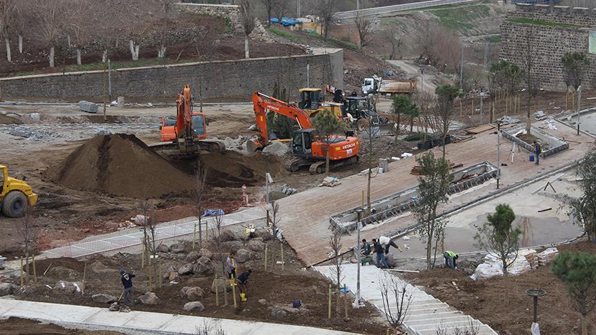 Terörün yıktığı yerler yeniden doğuyor