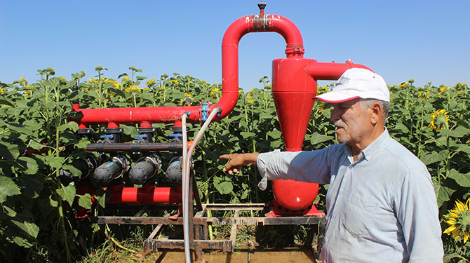 "Karapınar çiftçisi yenilikleri takip ediyor"