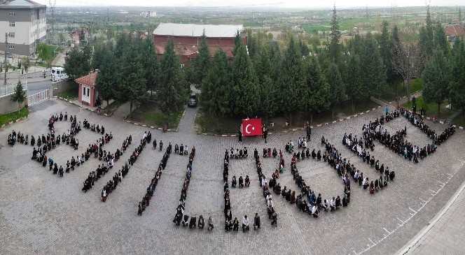 Akşehir Anadolu Lisesinden Polis Haftasında Anlamlı Mesaj