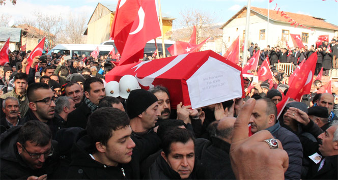 Fethi Sekin’i binler uğurladı