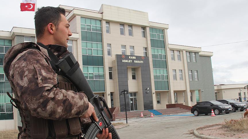 Sarıkamış Belediyesinde arama yapan darbeciler hakim karşısında