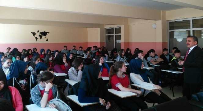 Başkan Tutal'dan Değerler Eğitimi Semineri