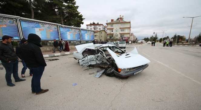 Konya'da Zincirleme Kaza: 1 Ölü 3 Yaralı