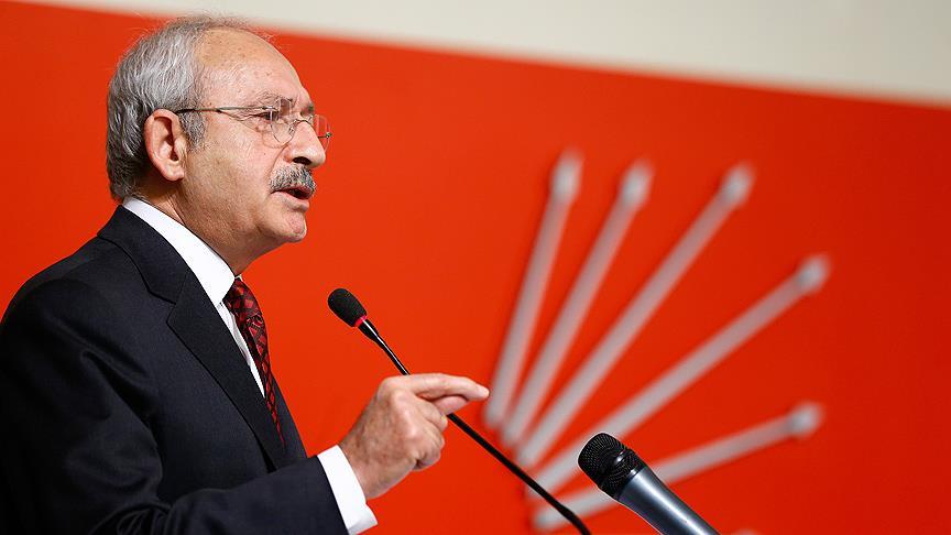 Kılıçdaroğlu CHP'li eski yöneticilerle buluştu