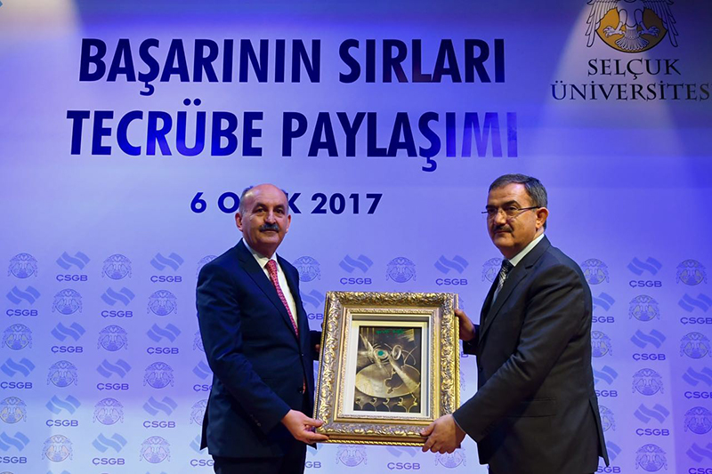 Bakan Müezzinoğlu, Selçuk Üniversitesi'nde