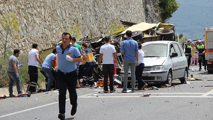 Muğla'daki kazaya ilişkin midibüsün sahibi tutuklandı