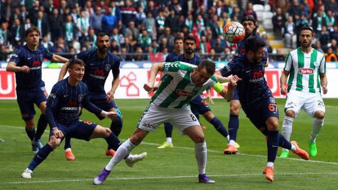 Torku Konyaspor sahasında Medipol Başakşehir 1 - 1