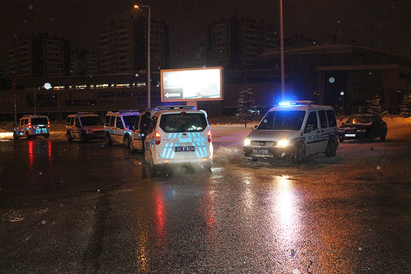 'Dur' ihtarına uymadı! Polisi alarma geçirdi