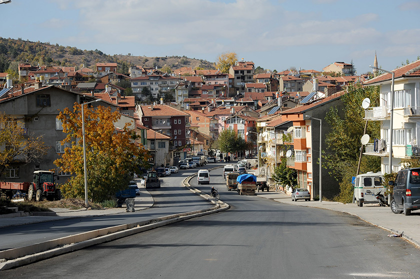 Büyükşehir’den Doğanhisar’a prestijli caddeler