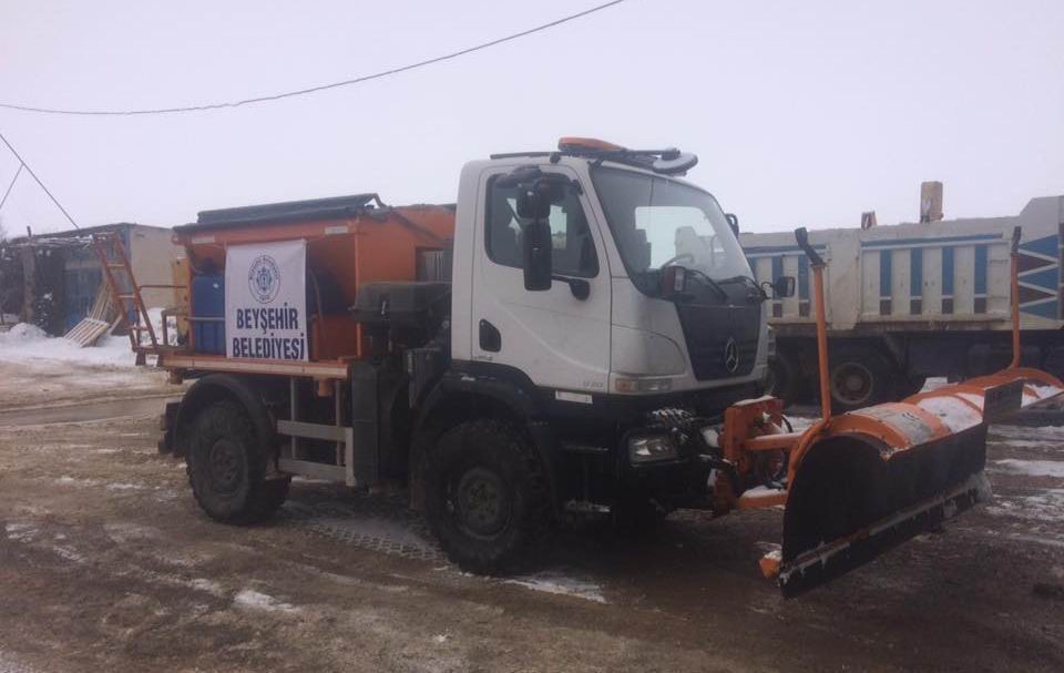 Beyşehir’de karla mücadele filosuna takviye