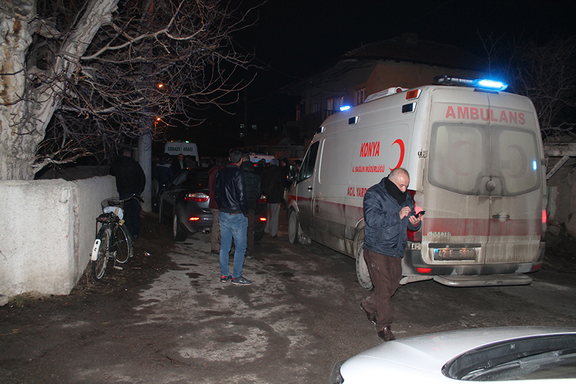 Kaçak cinayet zanlısı, polisin önünde intihar etti