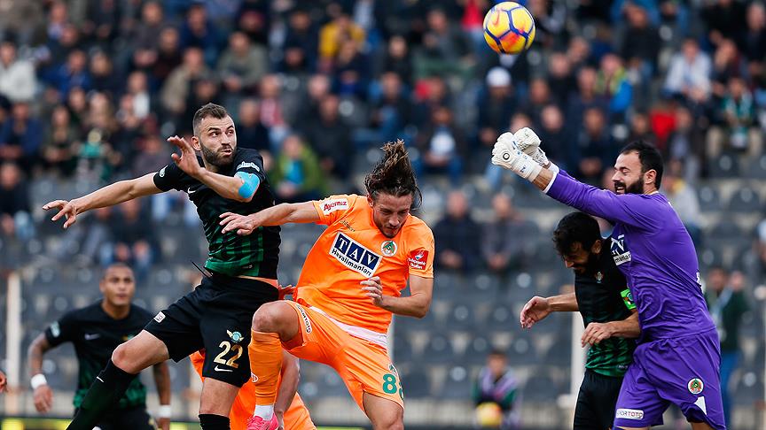 Alanyaspor deplasmanda farklı kazandı