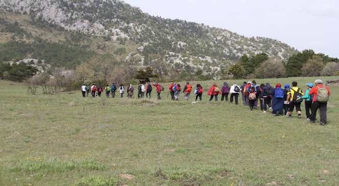 Çamlık Mağaralarını Tanıtmak İçin Yürüdüler