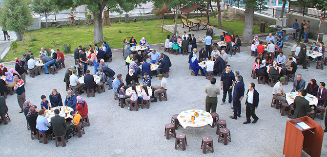 Bozkır'da şehit ve gazi ailelerine iftar yemeği