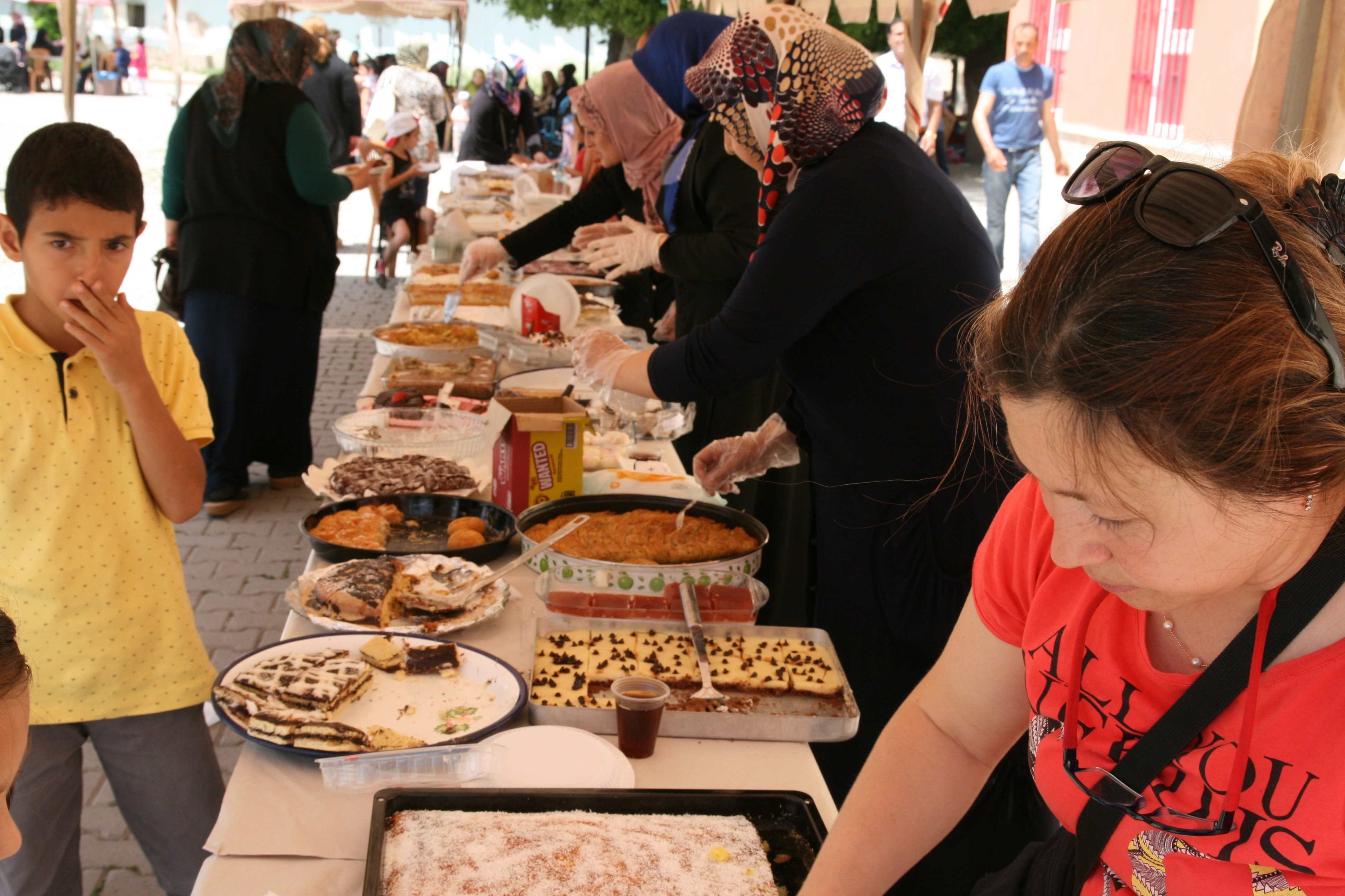 Kulu’da Yardıma Muhtaç Öğrenciler Yararına Kermes