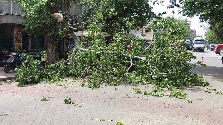 Meteorolojiden 5 il için sağanak ve kuvvetli rüzgar uyarısı