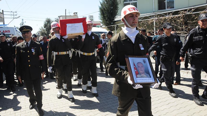 Çukurca şehitleri toprağa verildi