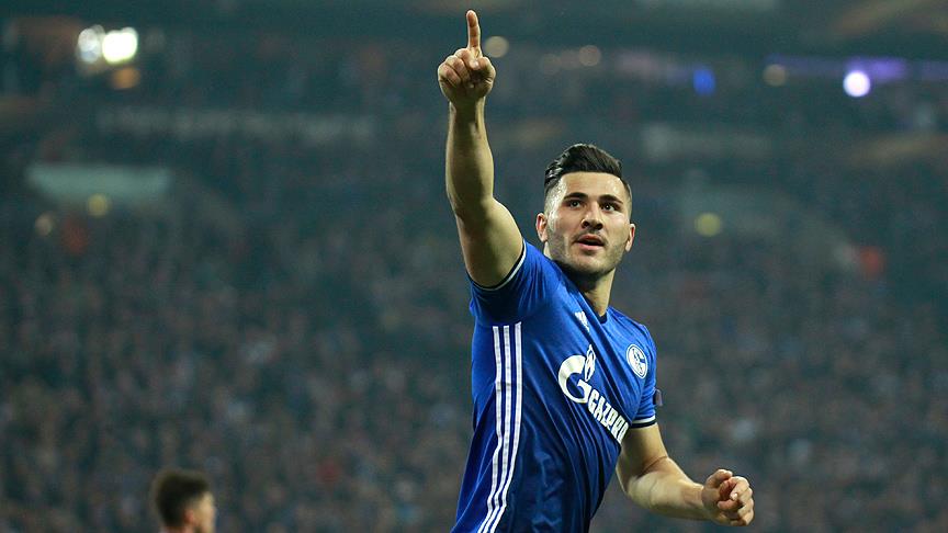 Arsenal Kolasinac'ı transfer etti