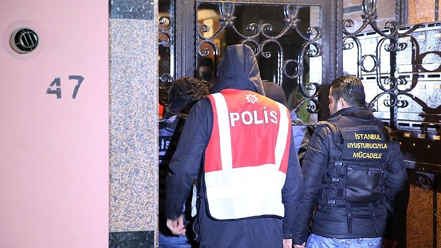 İstanbul'da eş zamanlı FETÖPDY operasyonu: 42 gözaltı