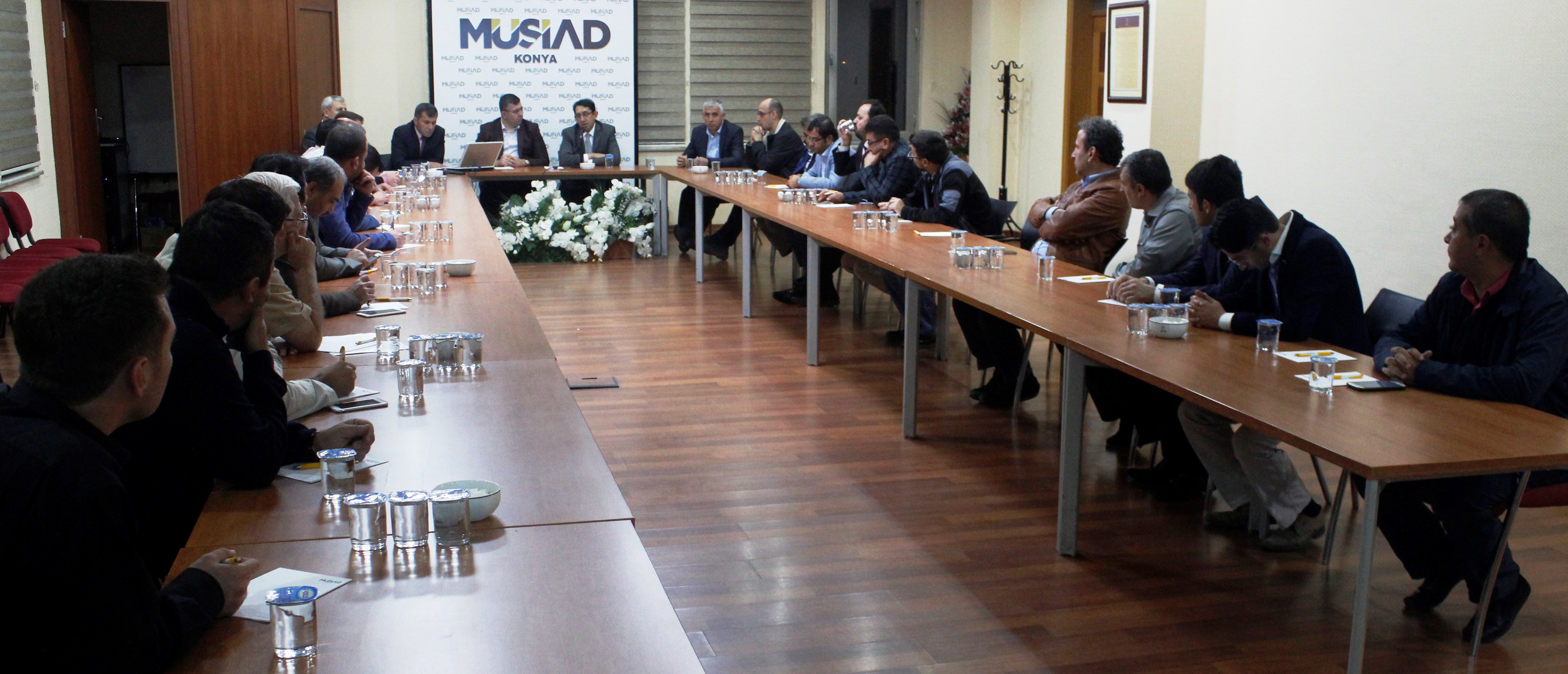 MÜSİAD Konya'dan Borçların Yeniden Yapılandırılması Konferansı