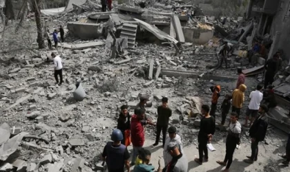 İsrail, Gazze'ye düzenlediği son saldırılarda 8 sivili öldürdü