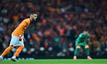 Galatasaray, Hakim Ziyech'i kadrosunda tuttu